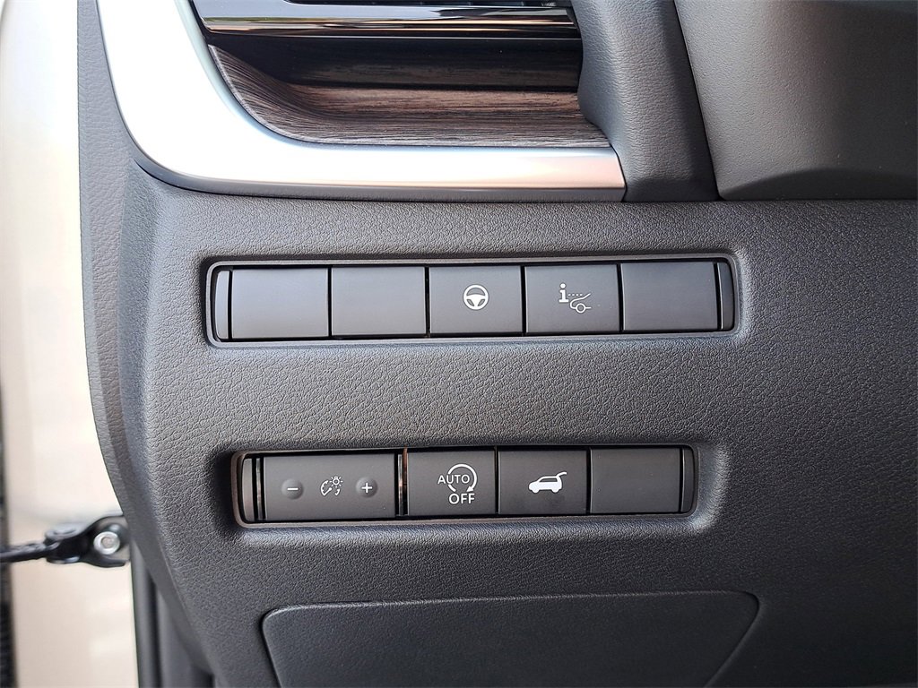 New 2026 Nissan Rogue Platinum image 24
