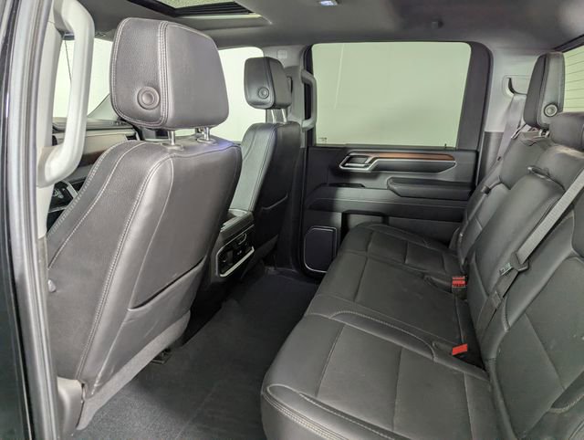 Used 2024 GMC Sierra 3500 Denali w/ Denali Reserve Package AWD/4WD image 16