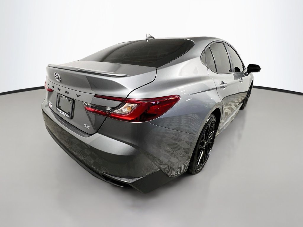 Used 2026 Toyota Camry SE FWD image 3