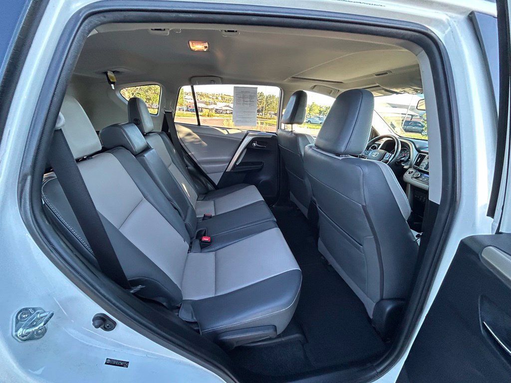 Used 2013 Toyota RAV4 Limited AWD/4WD image 31
