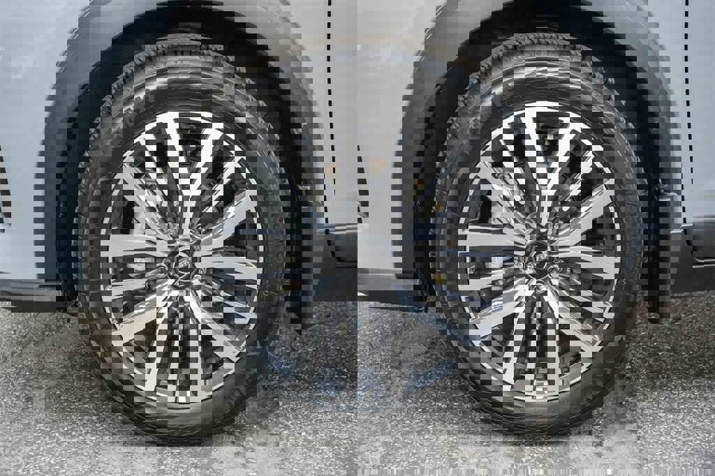 Used 2023 Nissan Kicks SV w/ Interior Electronics Package image 11