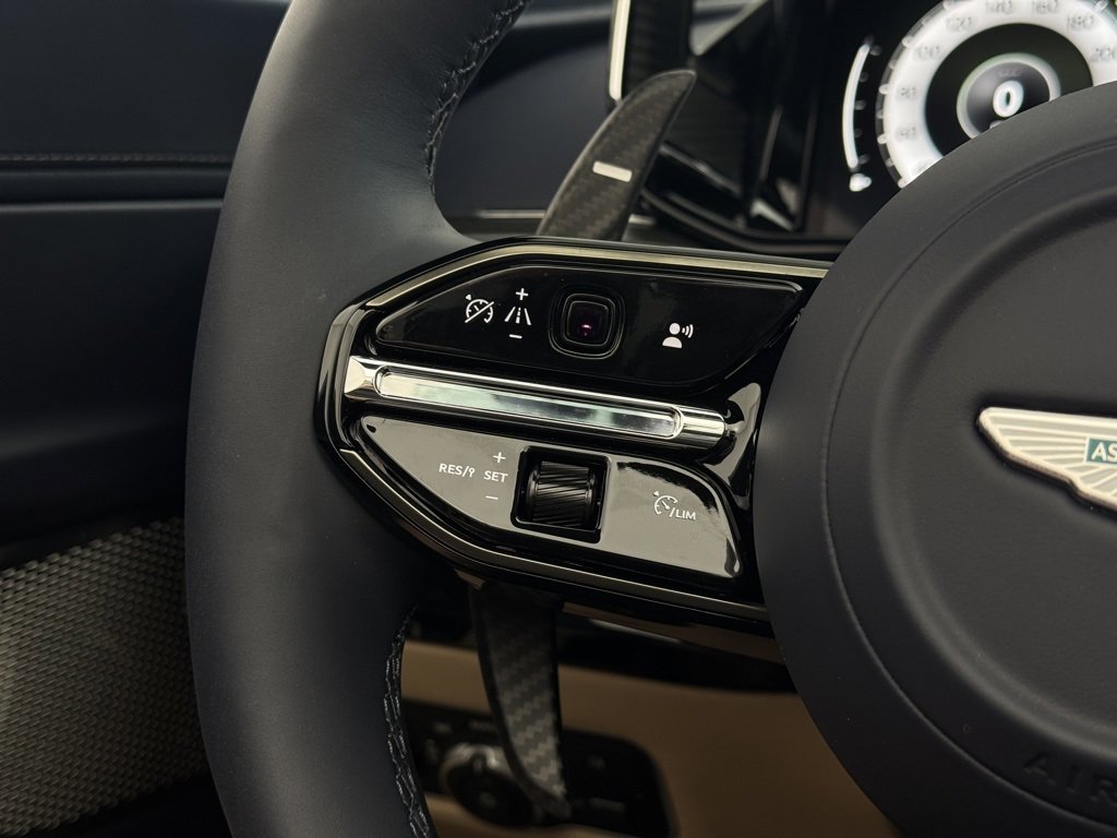 New 2026 Aston Martin V8 Vantage Roadster image 32