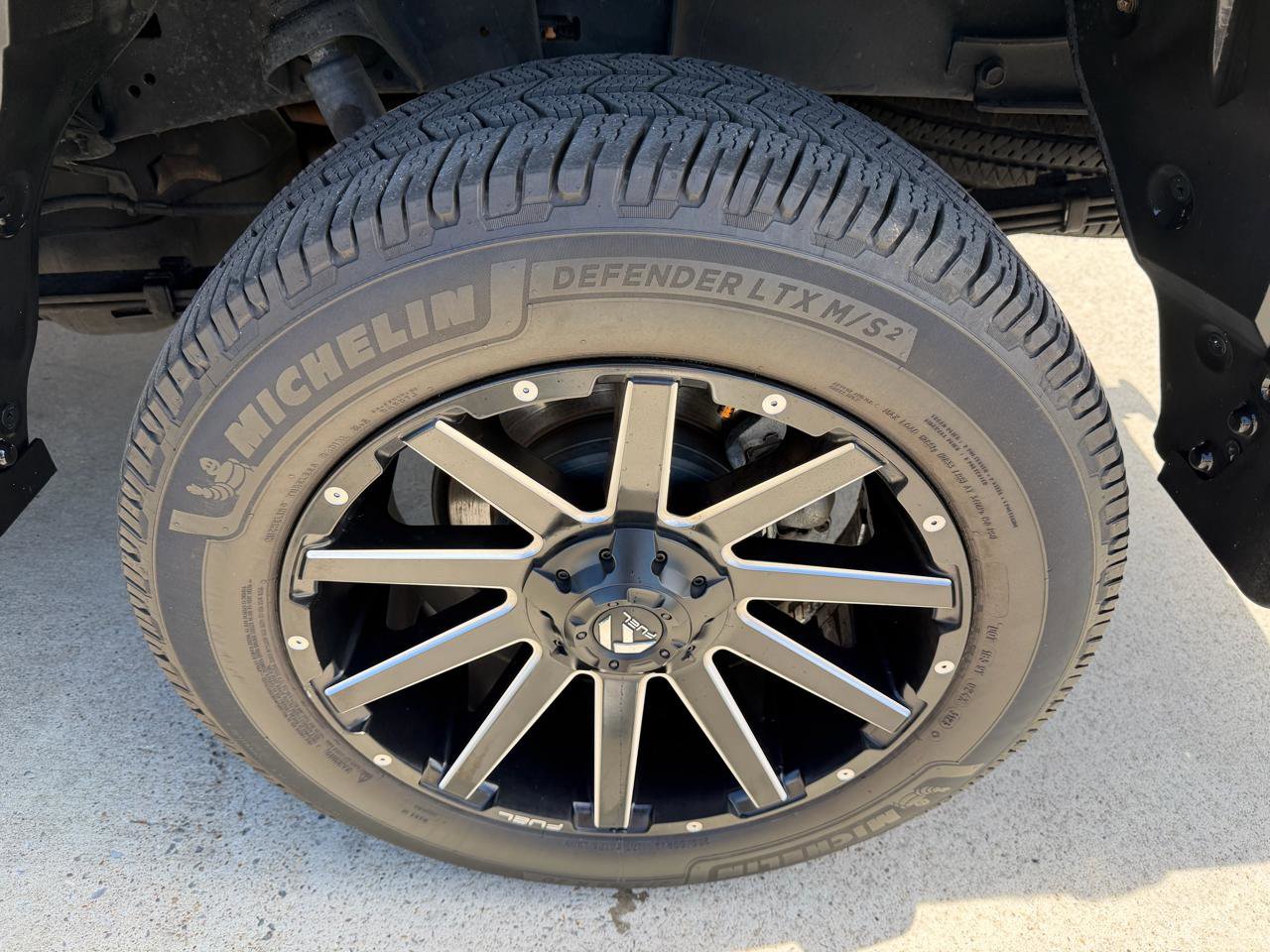 Used 2019 Toyota Tundra SR5 w/ SR5 Upgrade Package RWD image 9