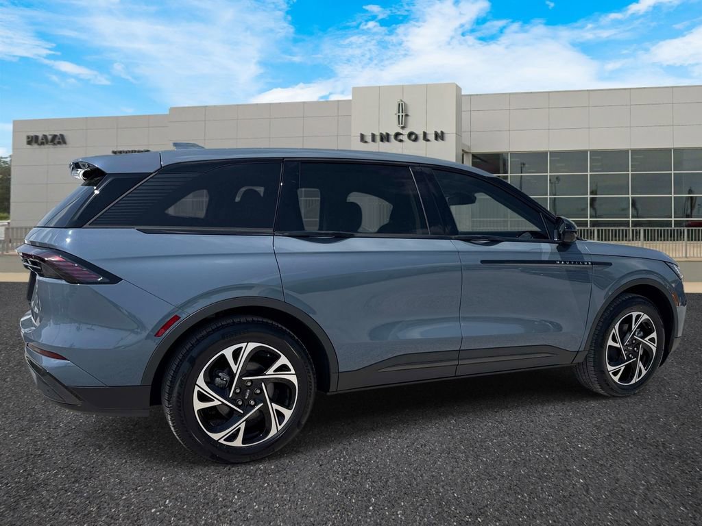 New 2026 Lincoln Nautilus Premier w/ Jet Appearance Package image 3