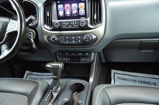 Used 2015 Chevrolet Colorado Z71 image 21
