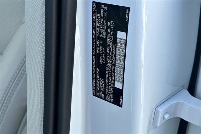 Certified 2025 Volvo XC90 T8 Ultra w/ Protection Package Premier image 34
