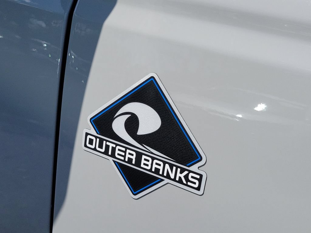 Used 2026 Ford Bronco Outer Banks AWD/4WD image 11