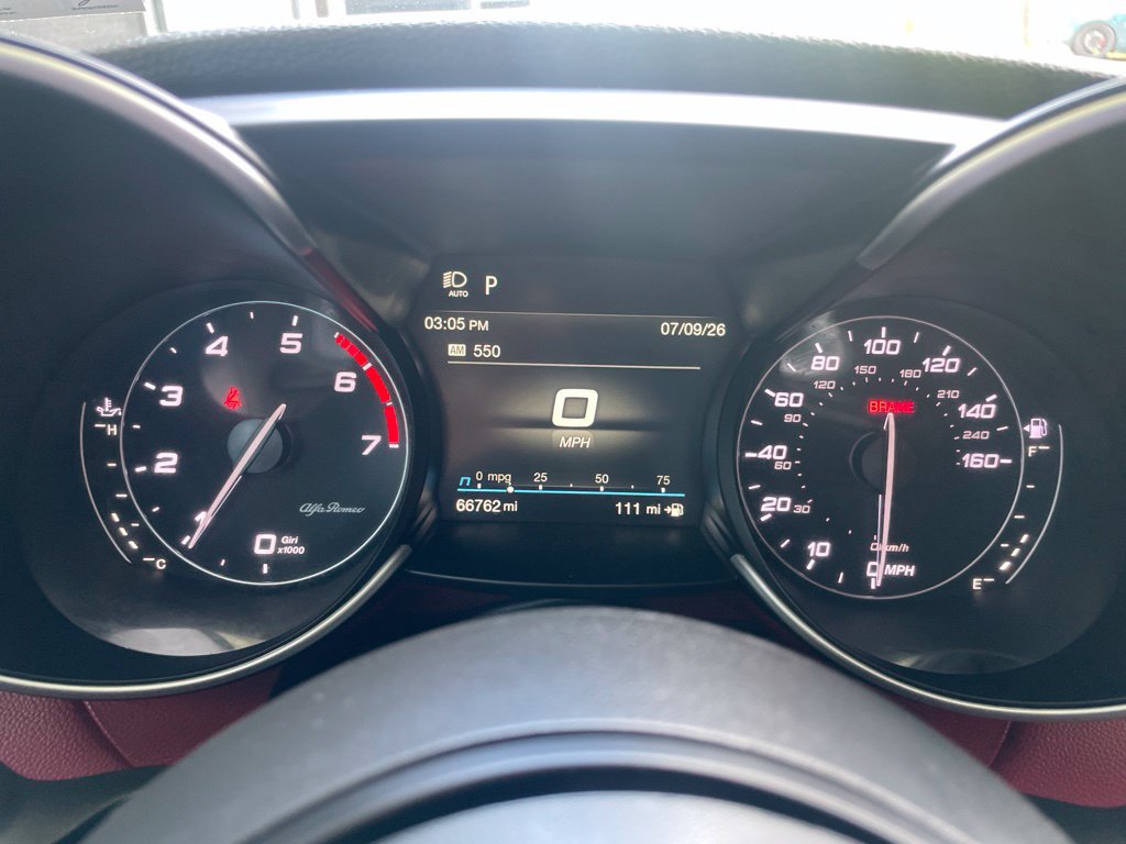 Used 2020 Alfa Romeo Giulia Ti w/ Active Blind Spot Package AWD/4WD image 19