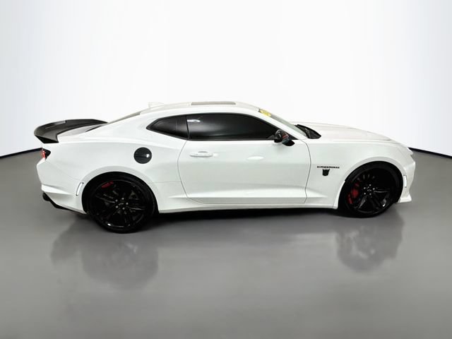 Used 2022 Chevrolet Camaro LT w/ Redline Edition RWD image 8