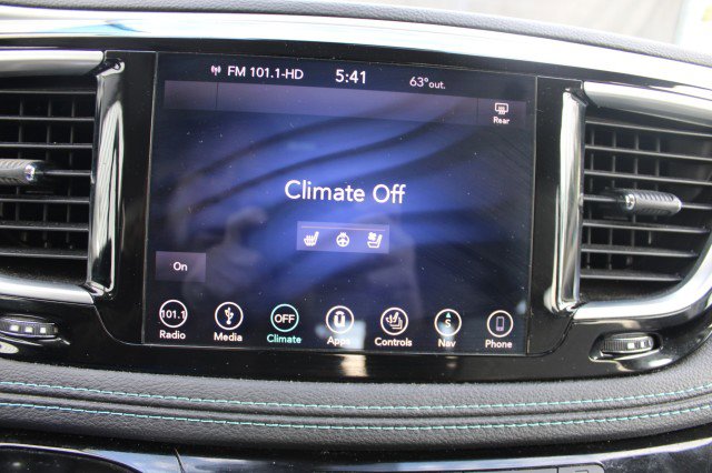 Used 2018 Chrysler Pacifica Limited w/ Advanced Safetytec Group image 30