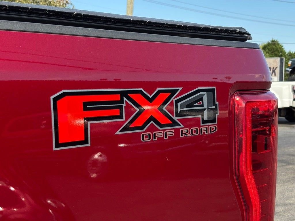 Used 2017 Ford F250 Lariat w/ Lariat Ultimate Package image 13