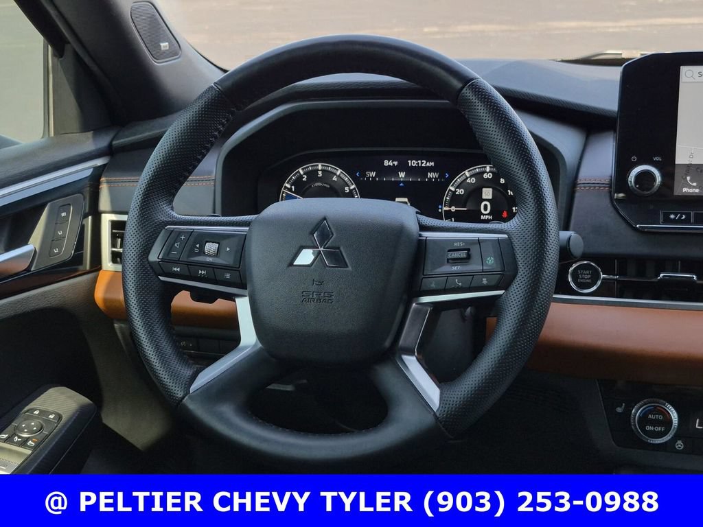 Used 2022 Mitsubishi Outlander SEL AWD/4WD image 43