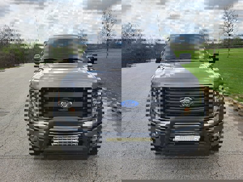 Used 2010 Ford F150 STX AWD/4WD image 4