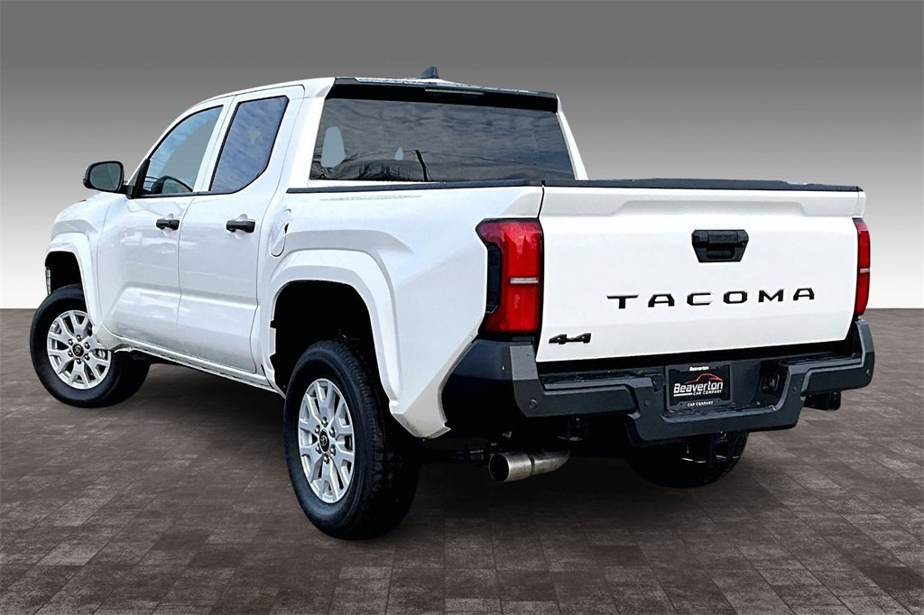 Used 2025 Toyota Tacoma SR image 13