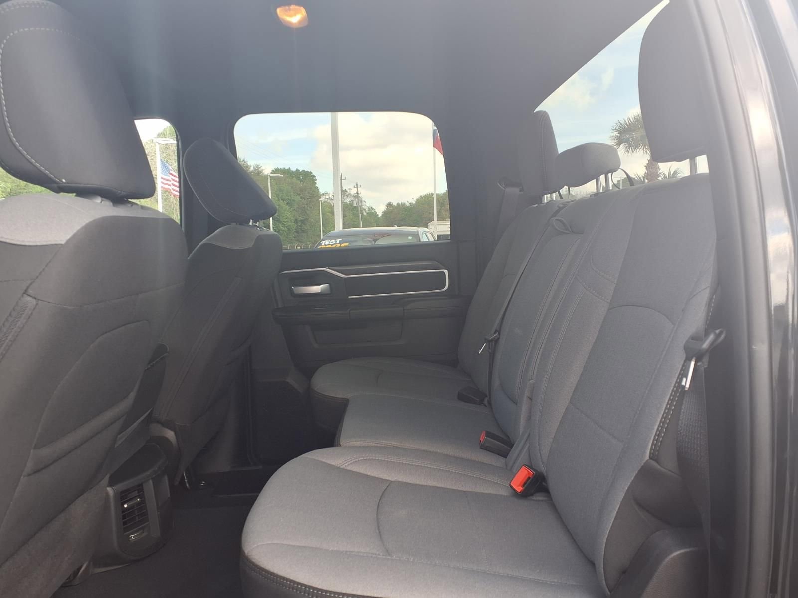 Used 2024 RAM 2500 Big Horn AWD/4WD image 18