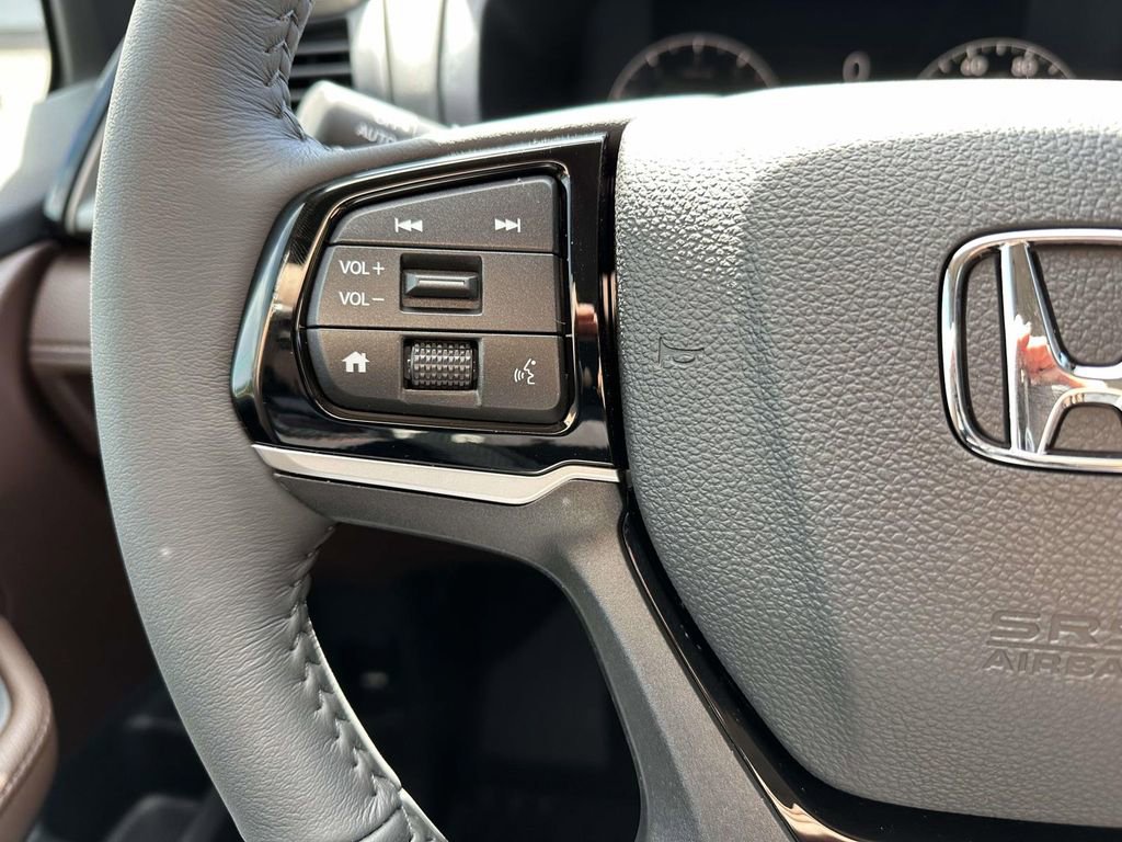 New 2026 Honda Odyssey Touring image 16