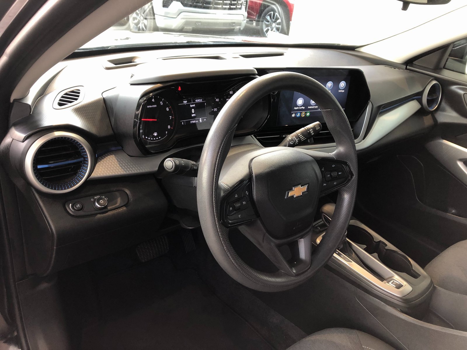 Certified 2024 Chevrolet Trax LS w/ LS Convenience Package image 18