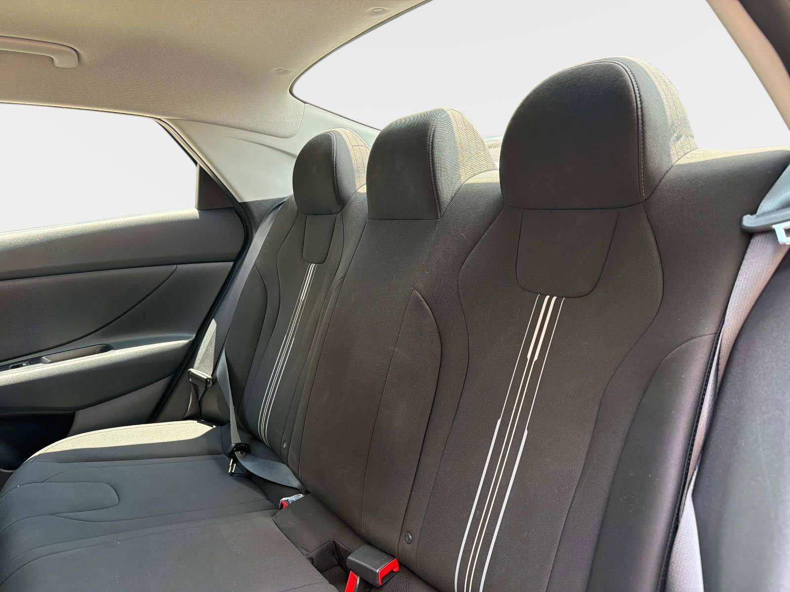 Used 2023 Hyundai Elantra SEL FWD image 14