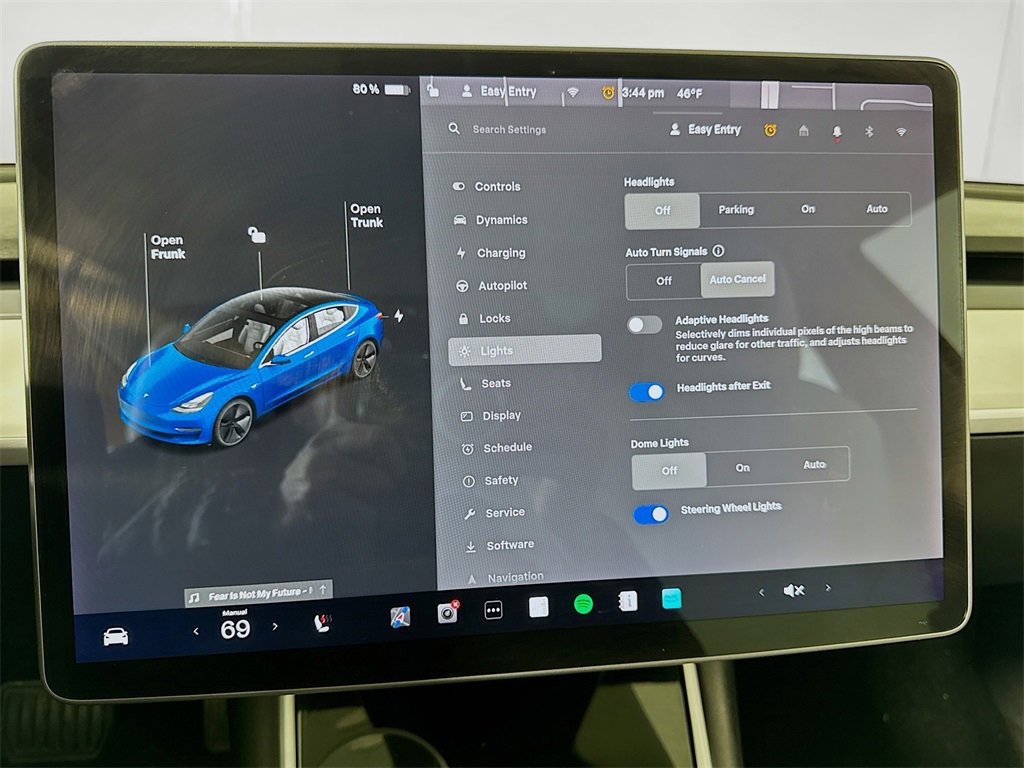Used 2019 Tesla Model 3 Standard Range Plus image 22