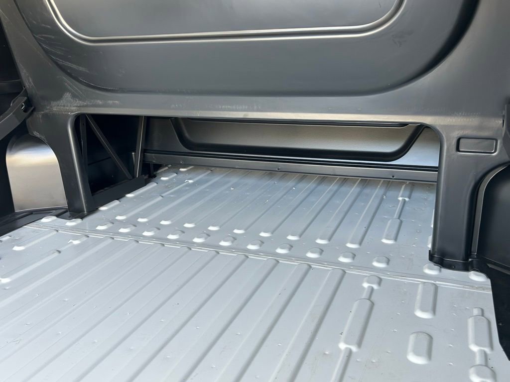 New 2025 RAM ProMaster 3500 w/ Crew Van Package image 31