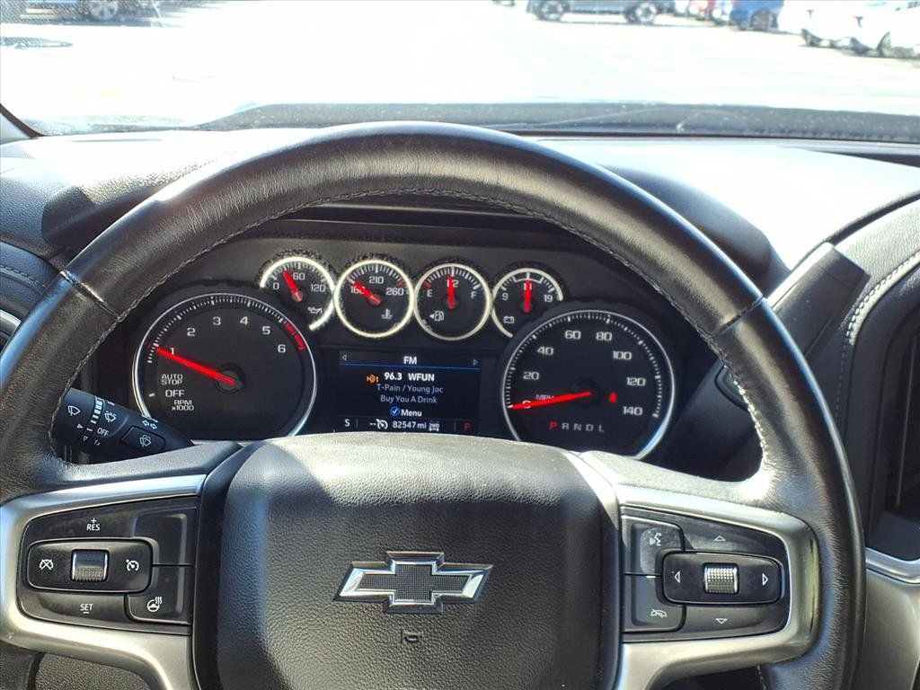 Used 2020 Chevrolet Silverado 1500 RST image 14