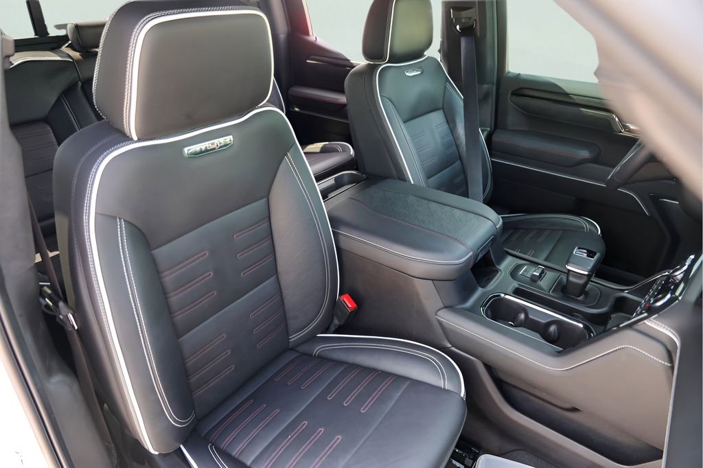 Used 2024 GMC Sierra 1500 AT4X image 33