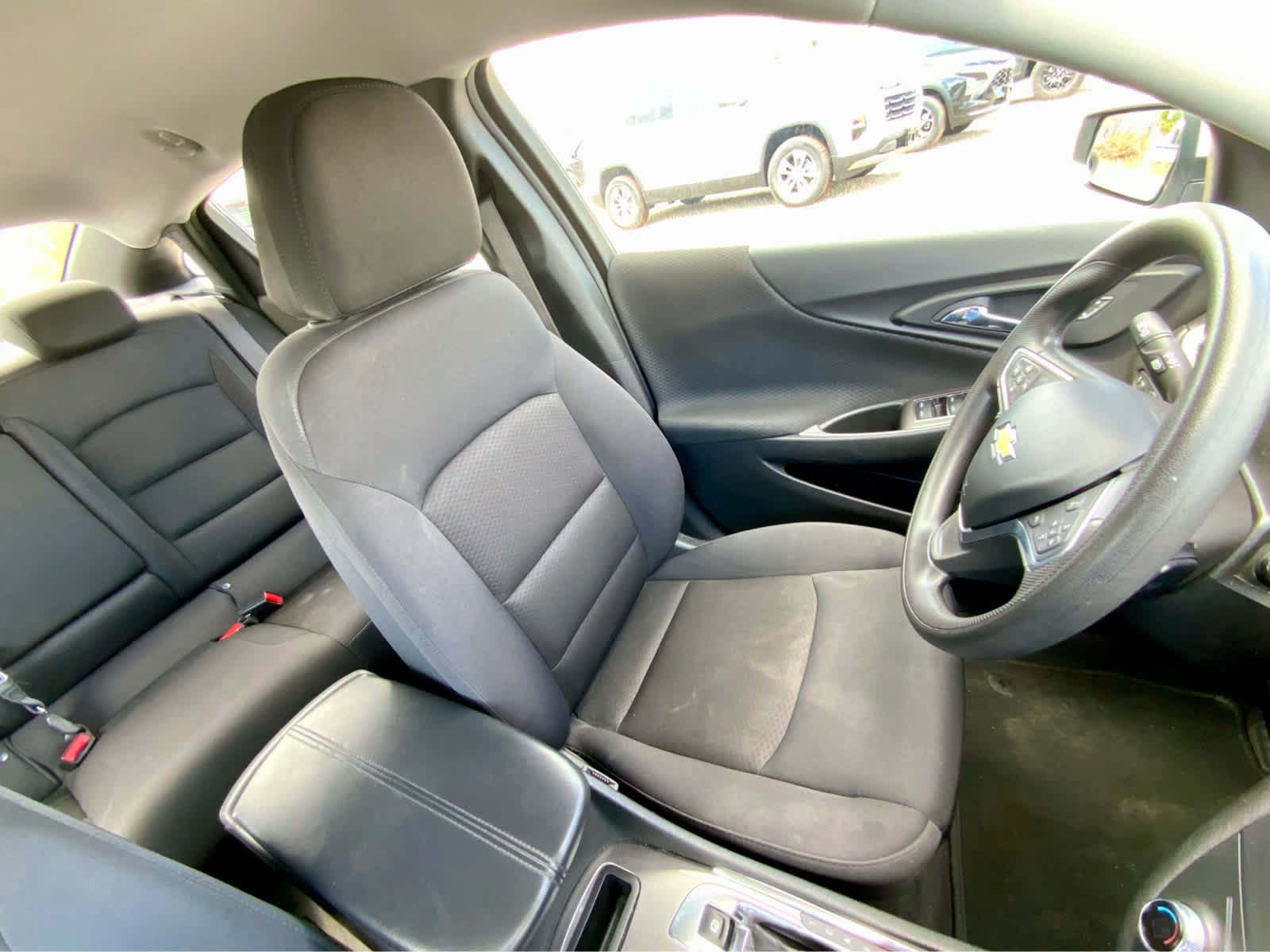 Used 2023 Chevrolet Malibu LT image 28