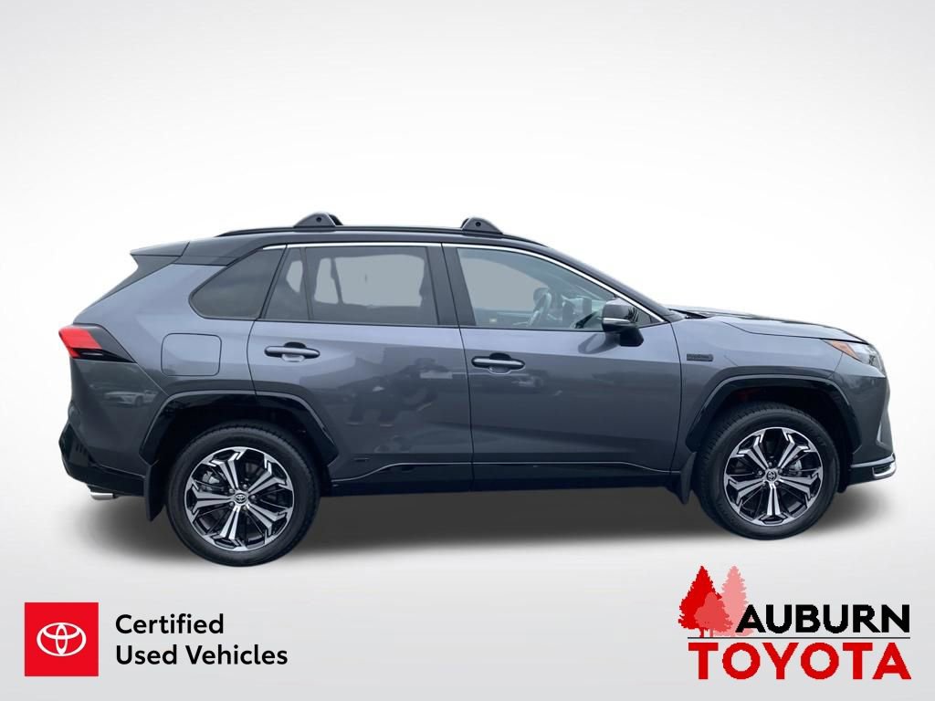Used 2024 Toyota RAV4 XSE w/ Weather Package AWD/4WD image 9
