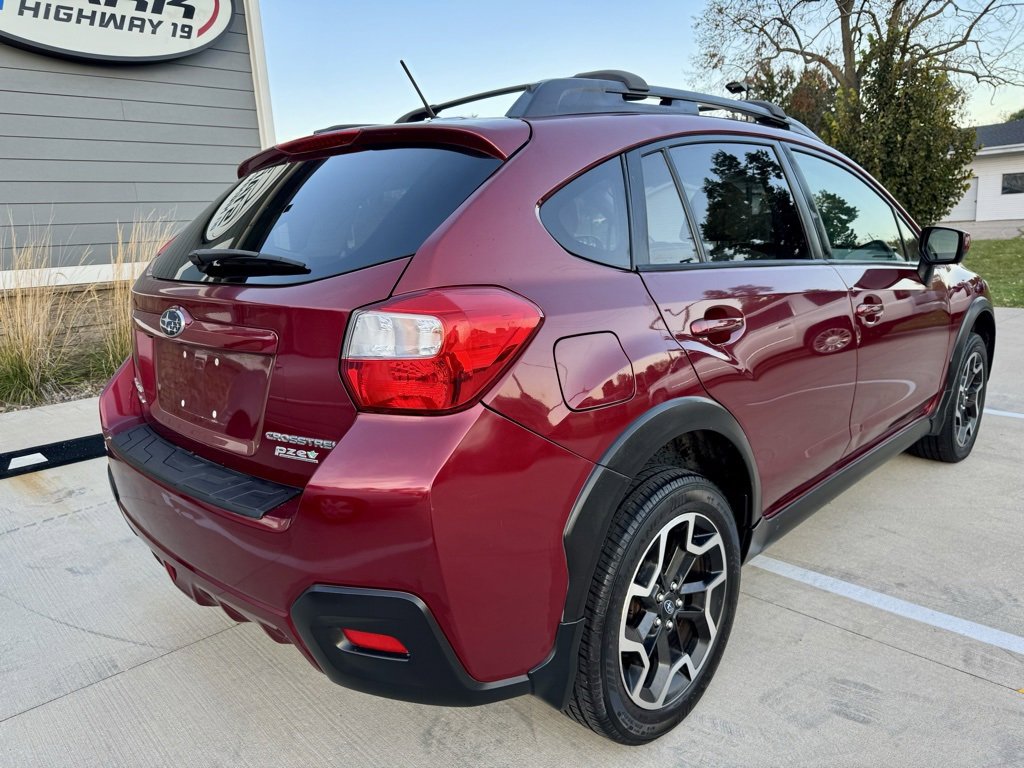 Used 2016 Subaru Crosstrek 2.0i Premium image 9