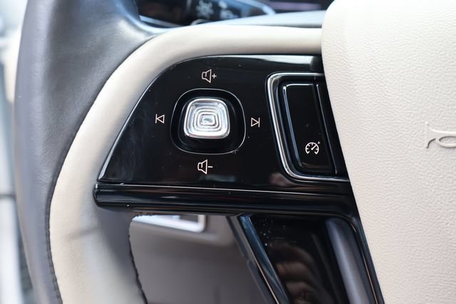 Used 2020 Lincoln Corsair FWD w/ Premium Package image 26