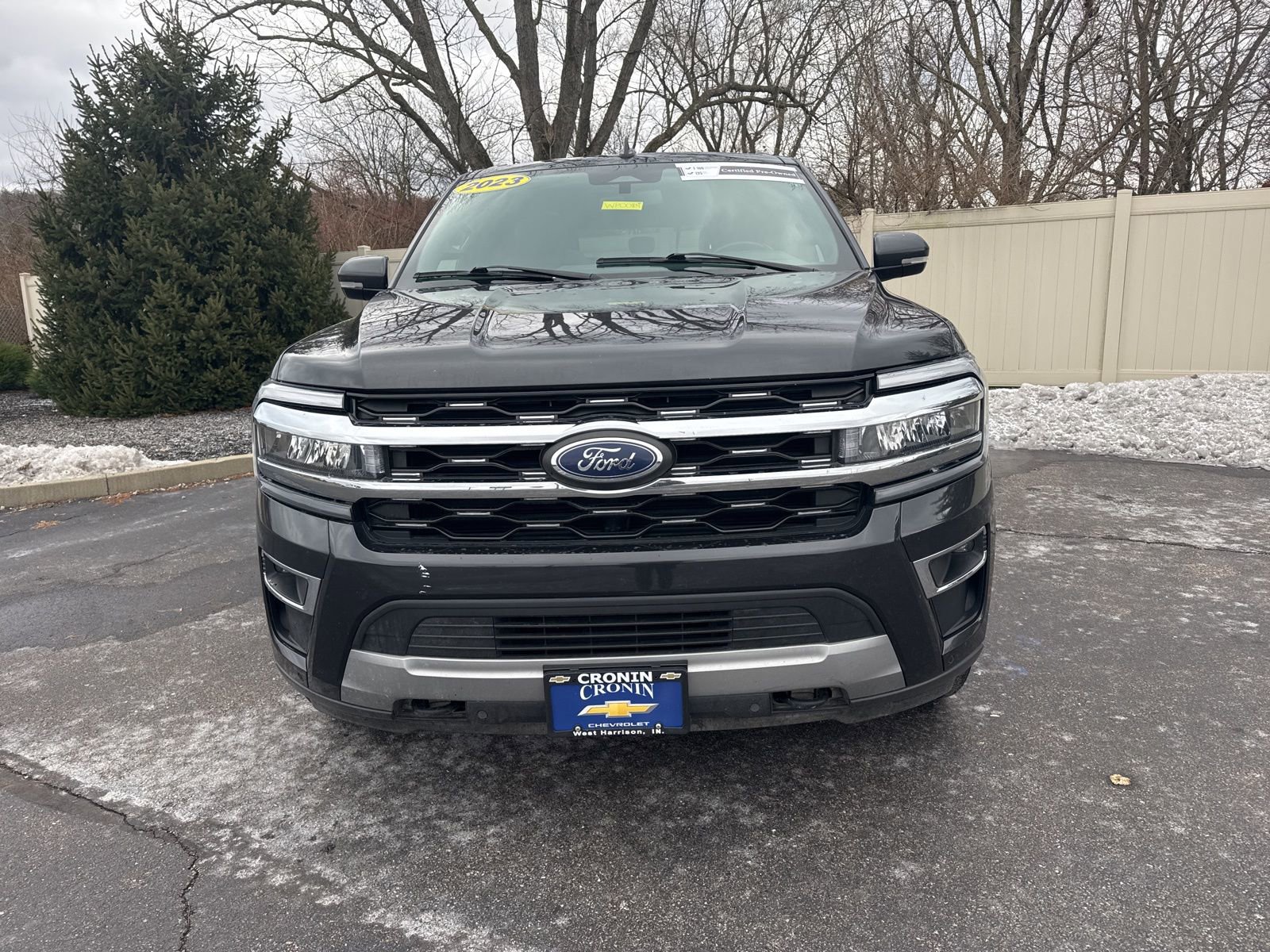 Used 2023 Ford Expedition Limited image 2