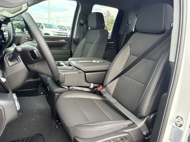 New 2026 GMC Sierra 3500 SLE w/ Preferred Package image 18