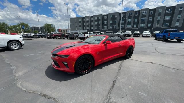 Used 2016 Chevrolet Camaro SS RWD image 4