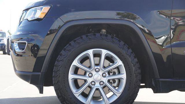 Certified 2021 Jeep Grand Cherokee Laredo image 5