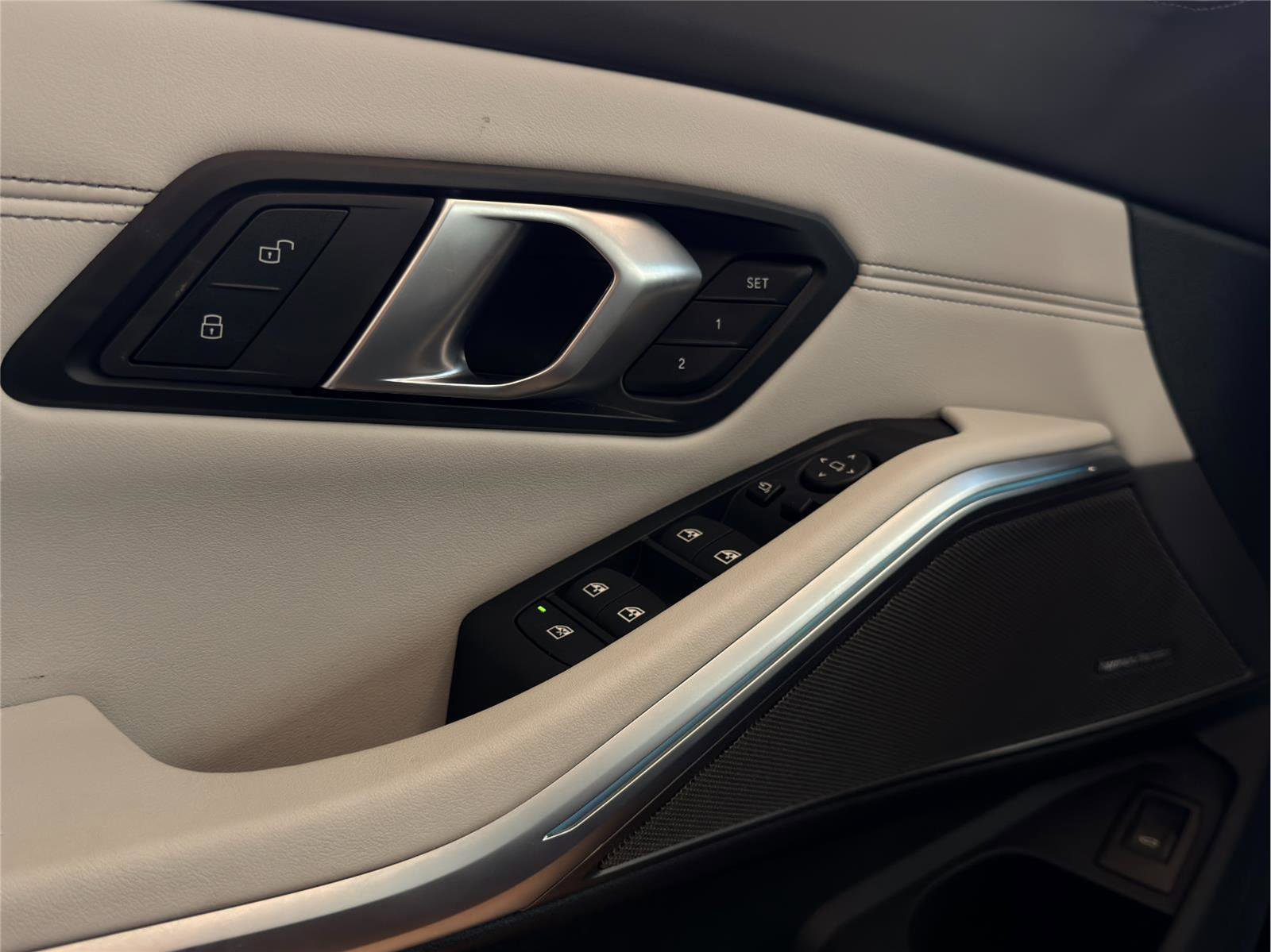 Used 2025 BMW M3 Competition w/ Executive Package image 7