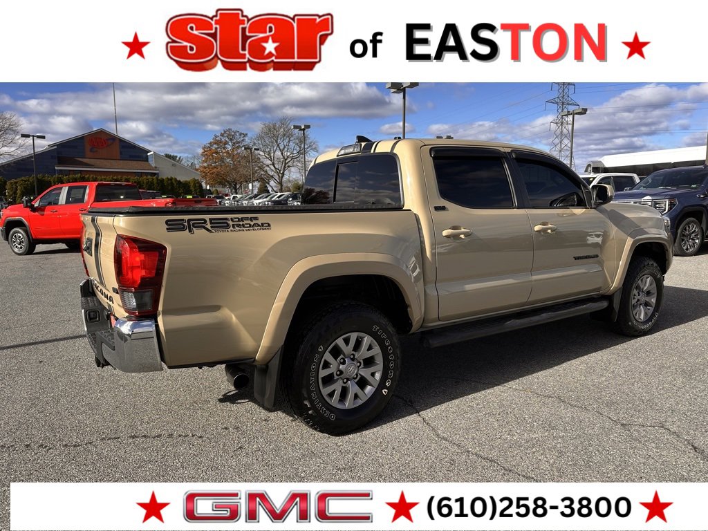 Used 2018 Toyota Tacoma SR5 w/ Exterior Package image 8