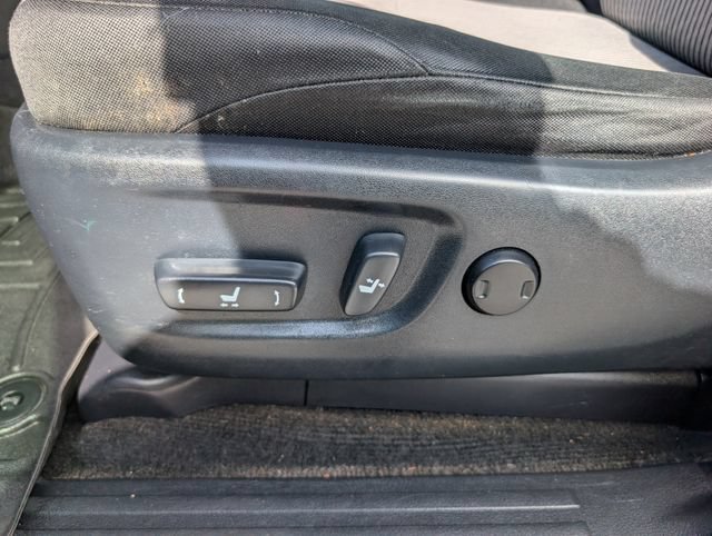 Used 2014 Toyota 4Runner SR5 RWD image 16
