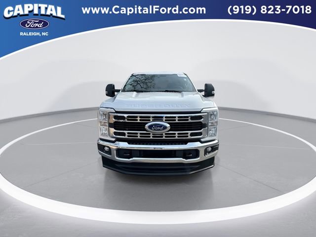 Certified 2025 Ford F250 XLT image 3