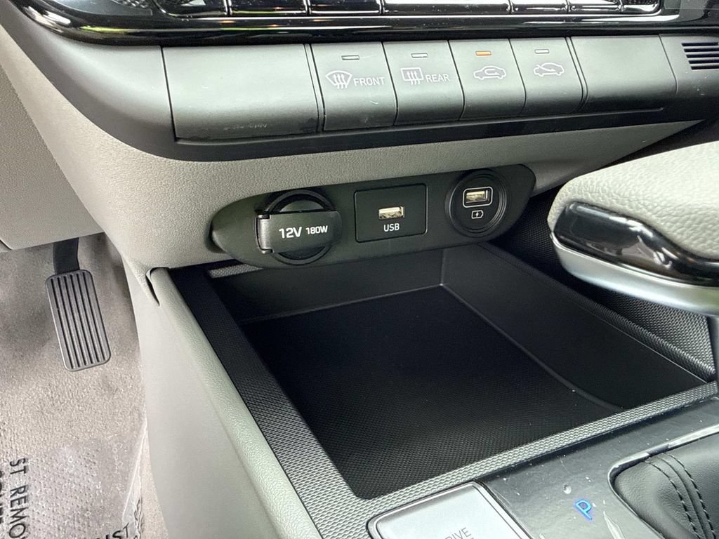 Used 2022 Hyundai Elantra SEL FWD image 30