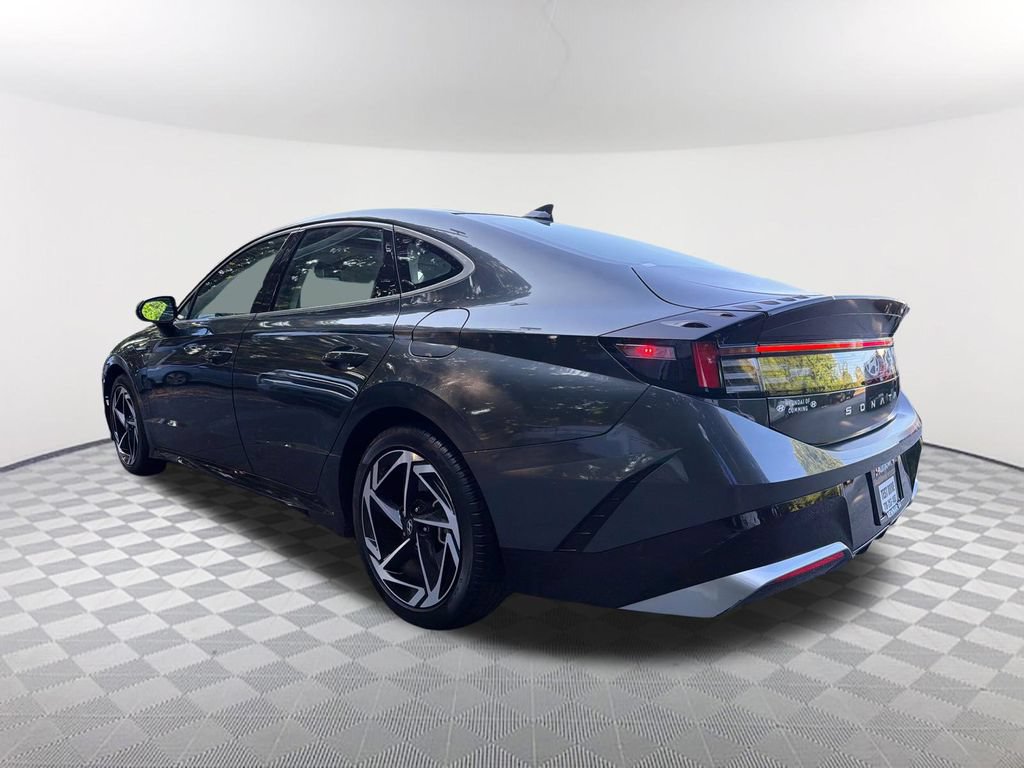 Used 2025 Hyundai Sonata SEL FWD image 7