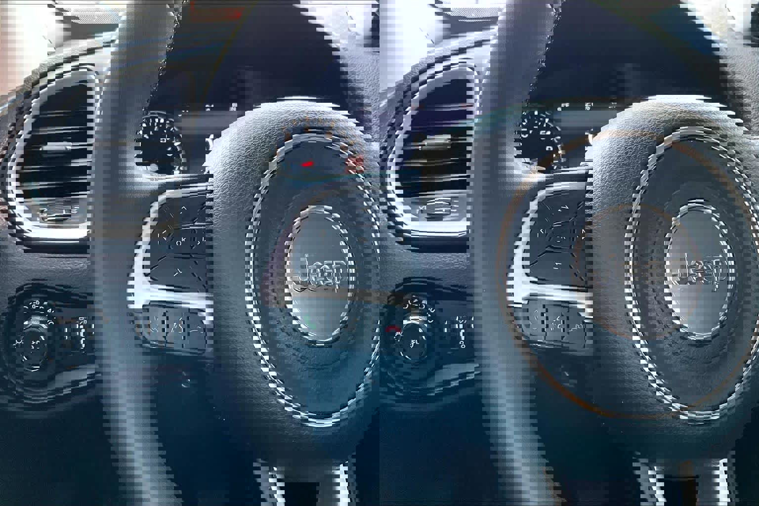 Used 2021 Jeep Renegade Latitude image 21