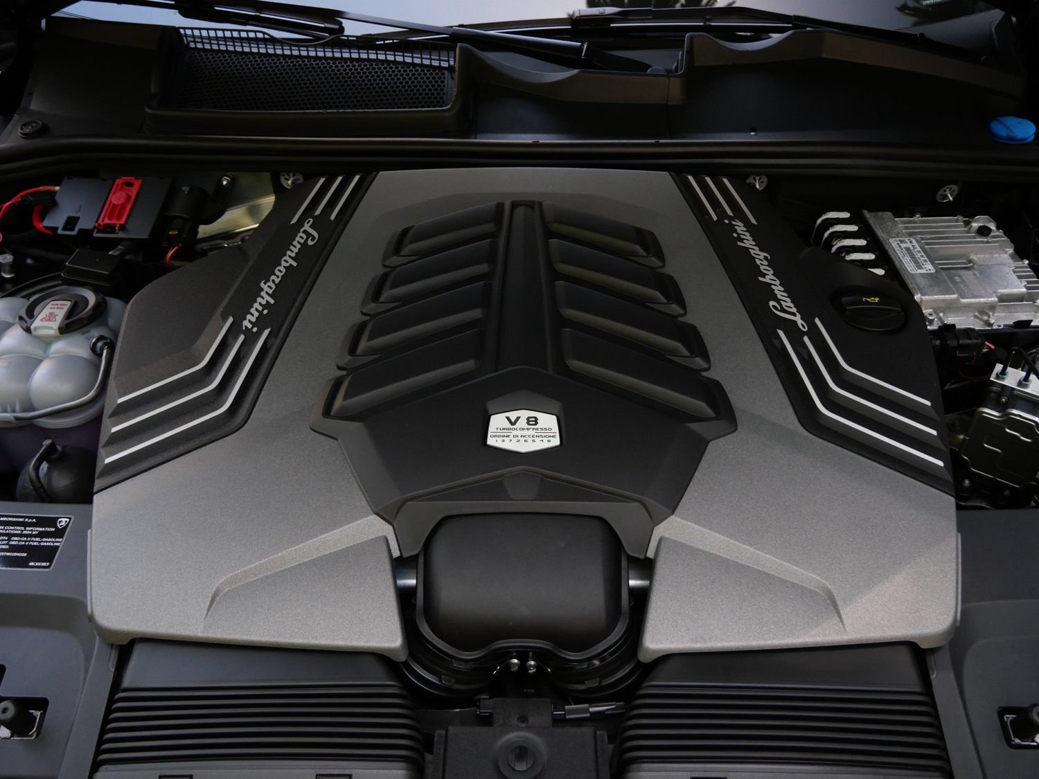 Used 2024 Lamborghini Urus S AWD/4WD image 27