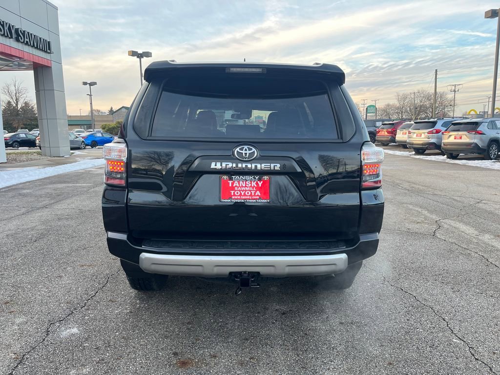 Used 2023 Toyota 4Runner TRD Off-Road Premium image 4