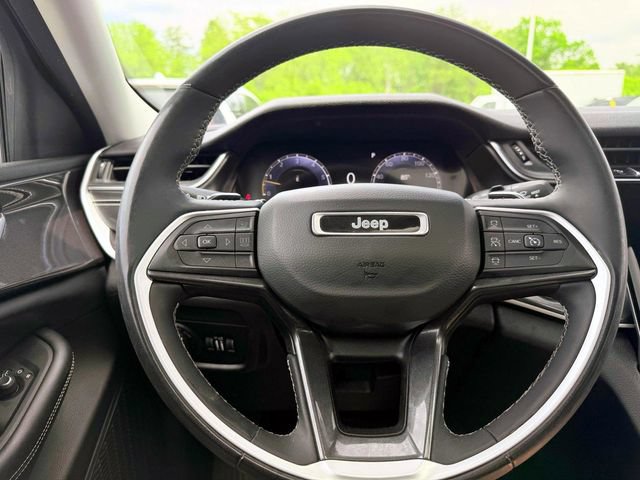 Certified 2023 Jeep Grand Cherokee Laredo w/ Luxury Tech Group I AWD/4WD image 21