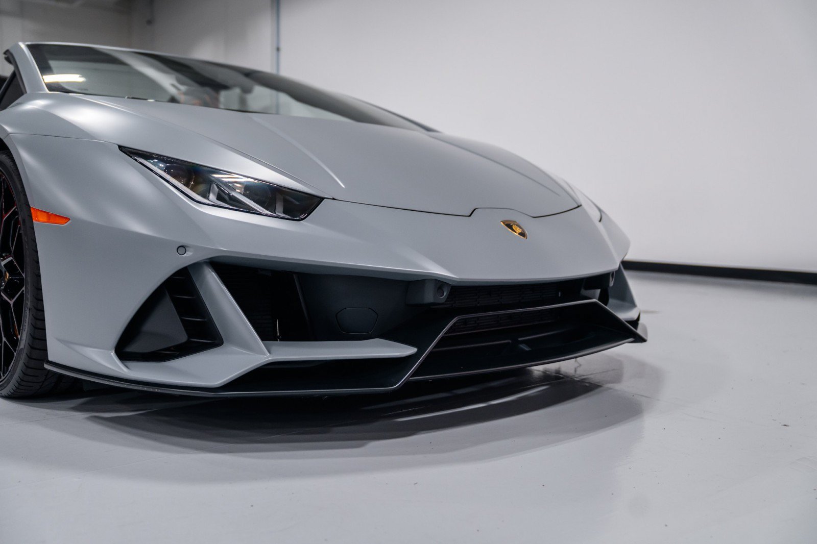 Used 2024 Lamborghini Huracan EVO AWD/4WD image 30