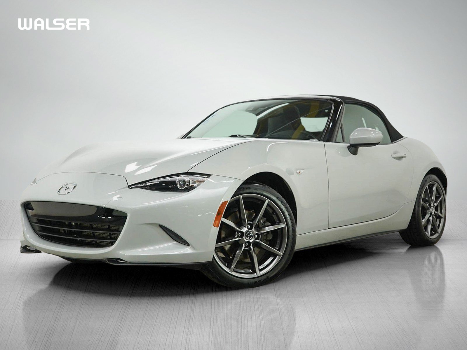 Used 2016 MAZDA MX-5 Miata Grand Touring RWD image 1