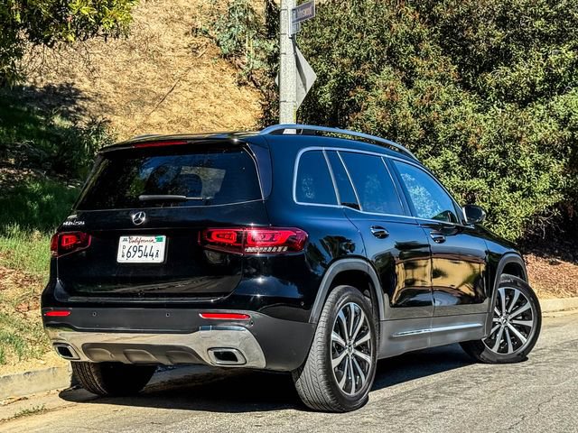 Used 2021 Mercedes-Benz GLB 250 w/ Premium Package image 19