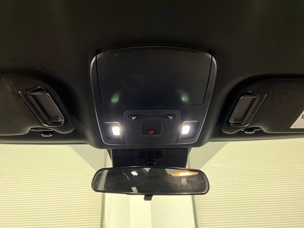 Used 2025 Toyota Camry SE FWD image 50