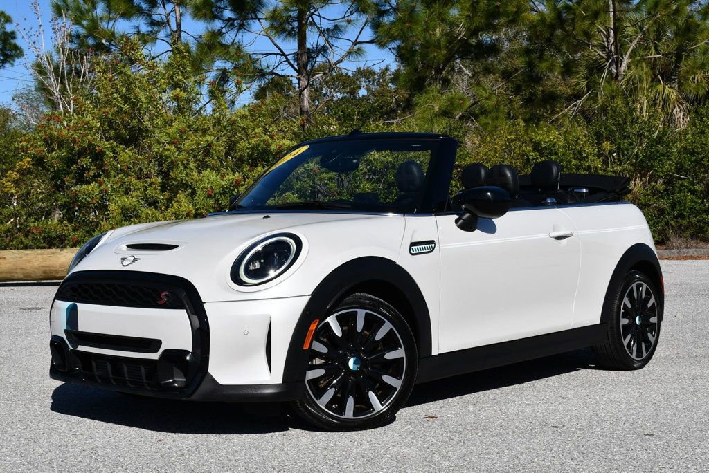 Used 2024 MINI Cooper S w/ Seaside Edition image 23