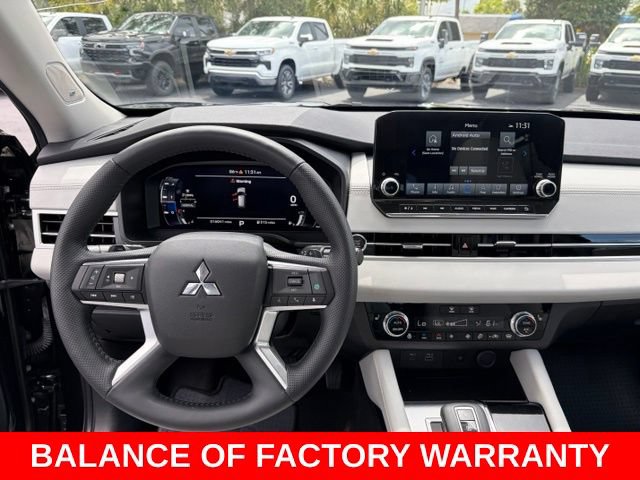 Used 2024 Mitsubishi Outlander SEL AWD/4WD image 18